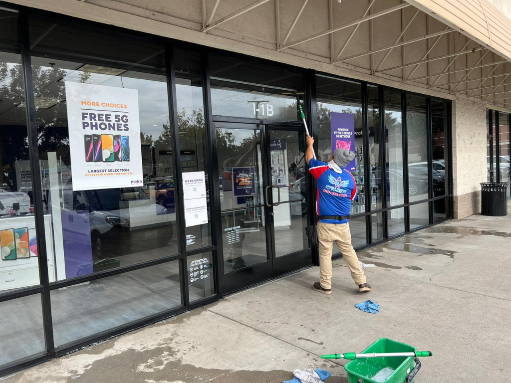 Window Cleaning Service., Commercial Cleaning Company in Tracy, Window Washing Service Tracy