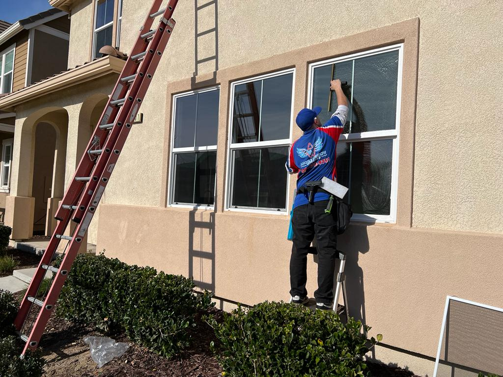 Best Window Washers Near Me, Window Cleaning Professionals